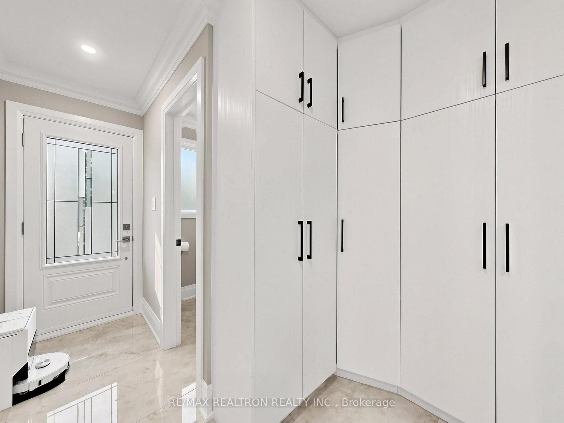 132 Stilecroft Drive photo 15