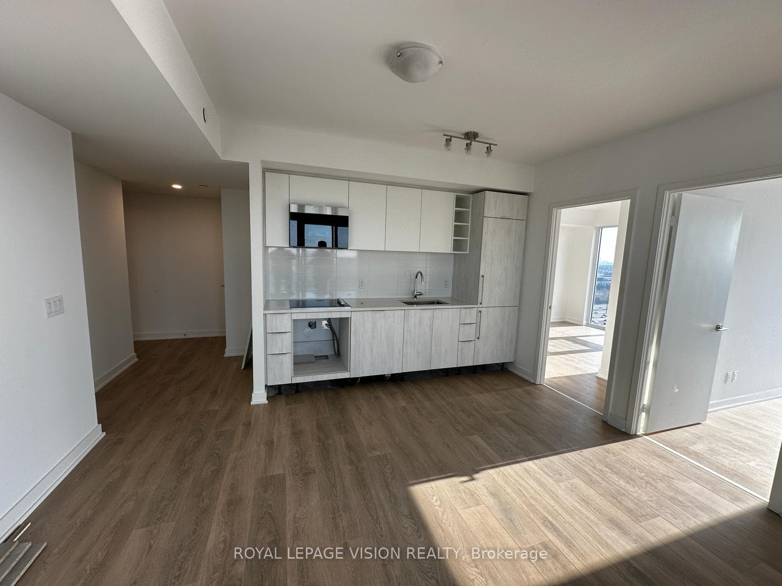 2031 Kennedy Road Unit 2717 photo 12