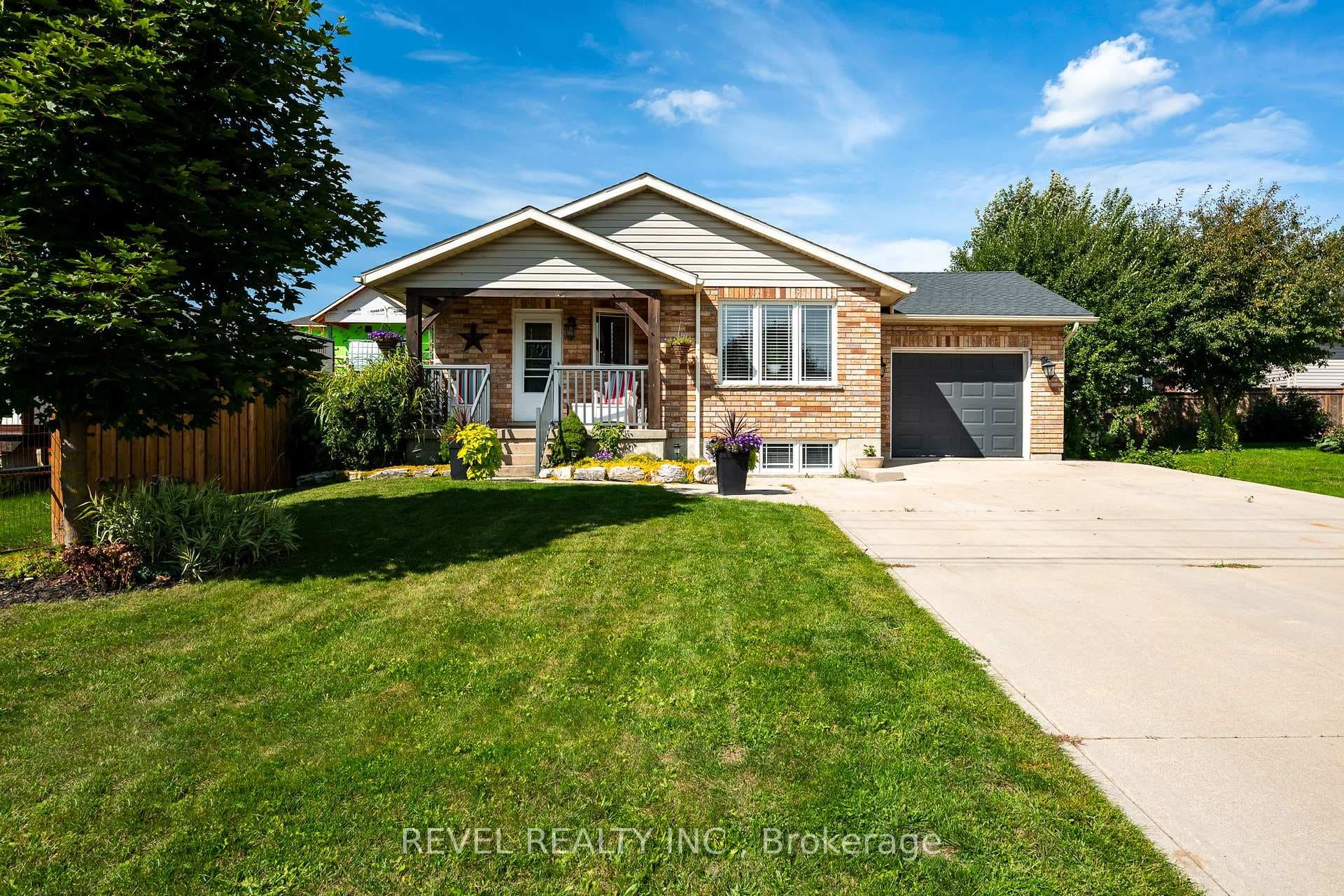 771 Princess Street photo 1