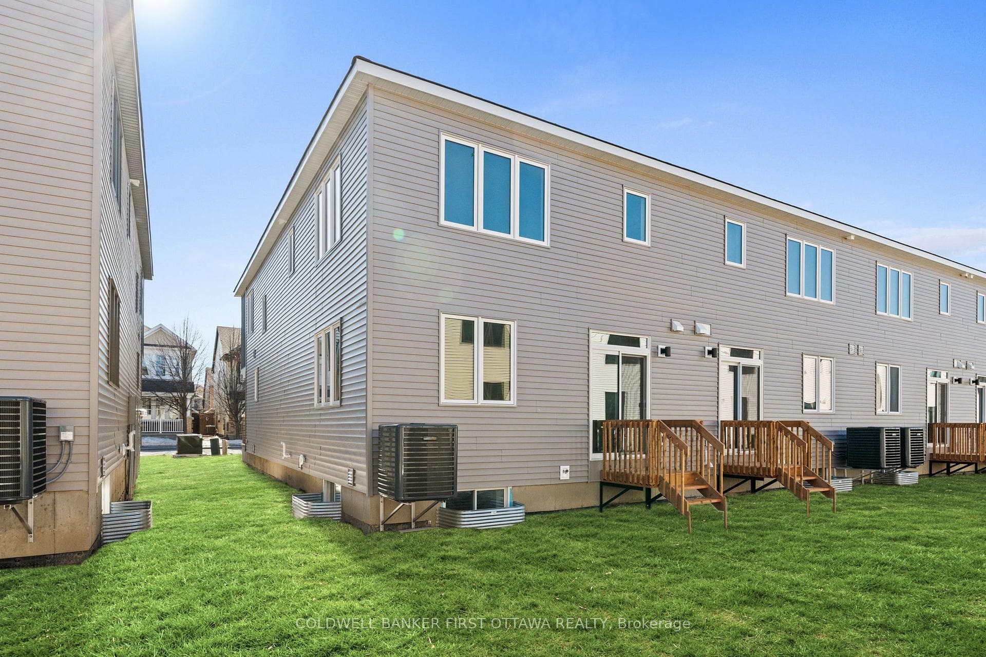 513 BRIGATINE Avenue photo 39
