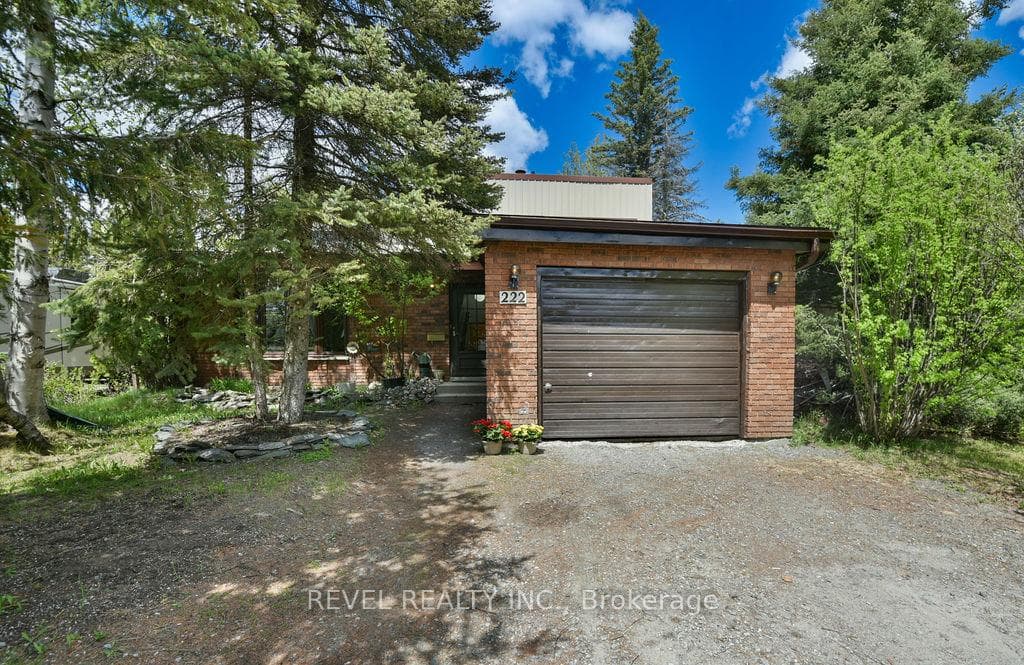 222 Earl Street photo 1