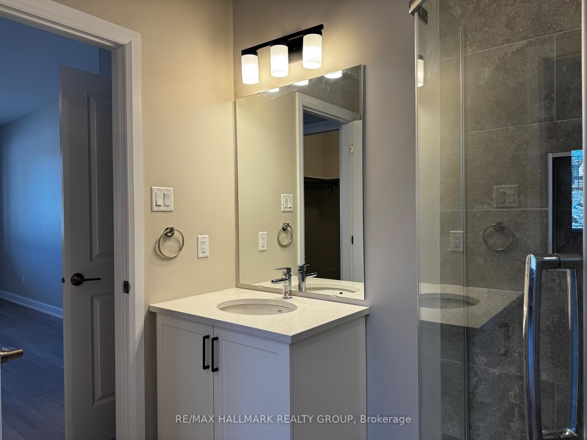 Ensuite