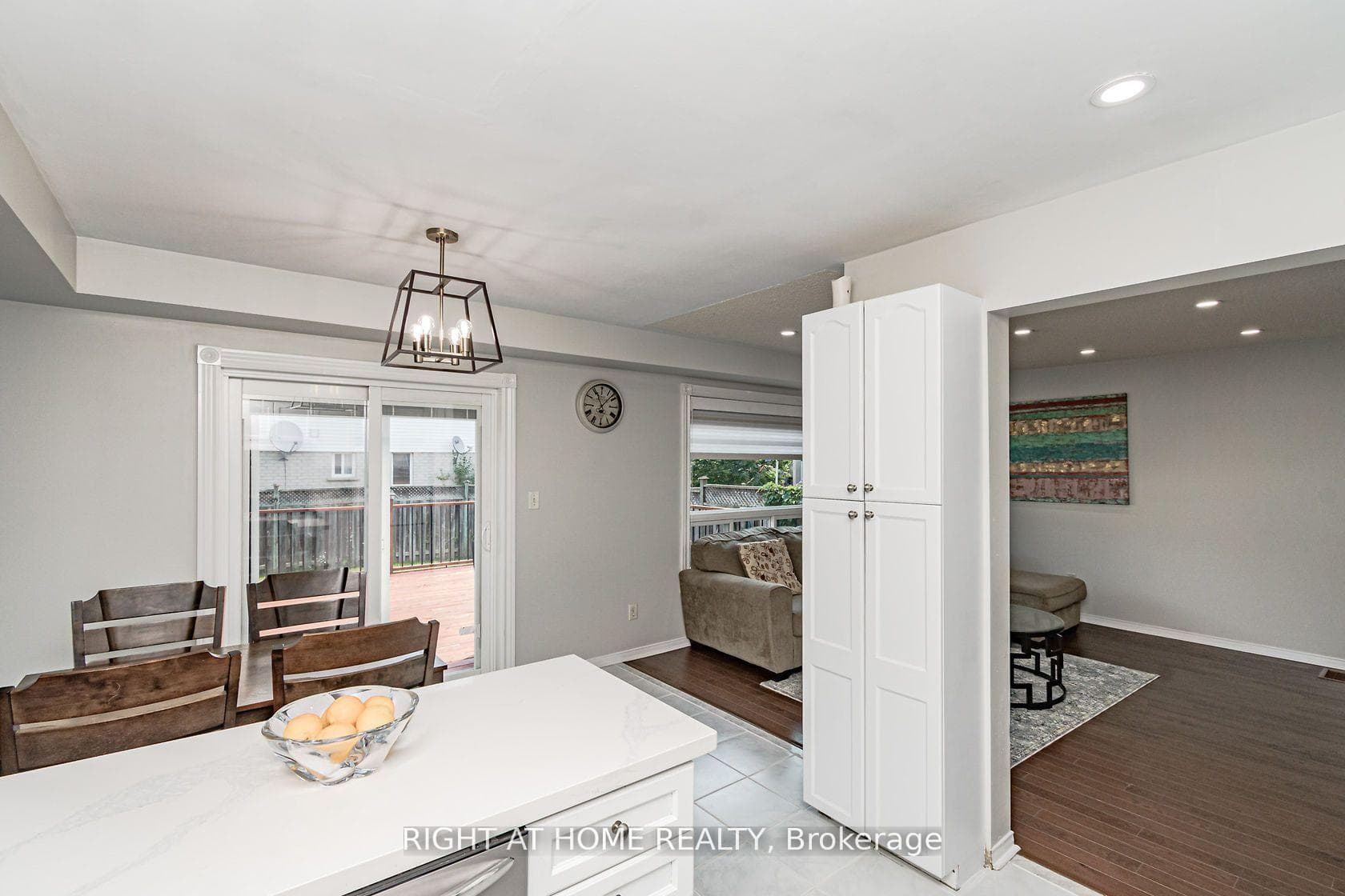 2084 White Dove Circle photo 6