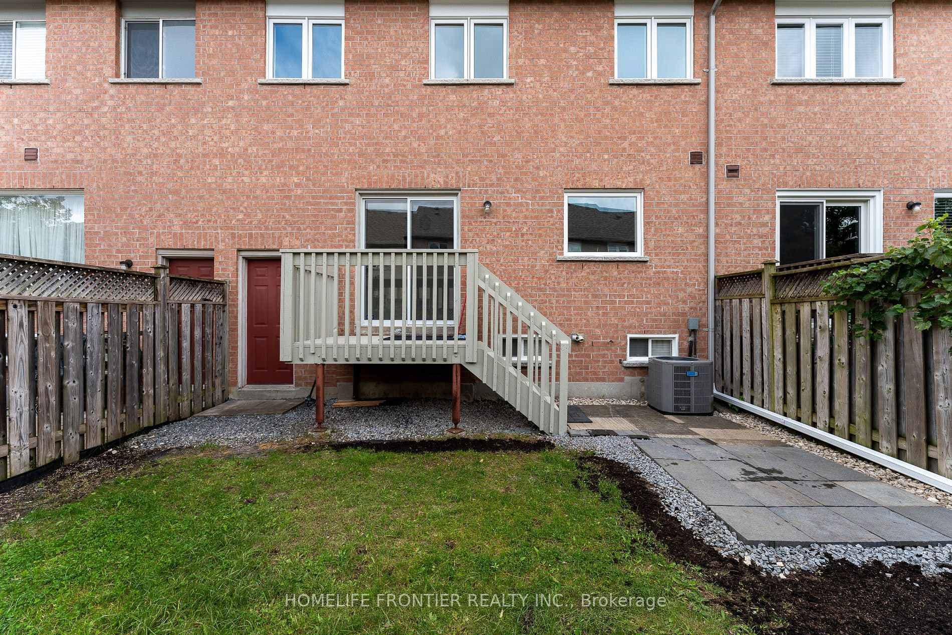100 Selkirk Drive photo 20