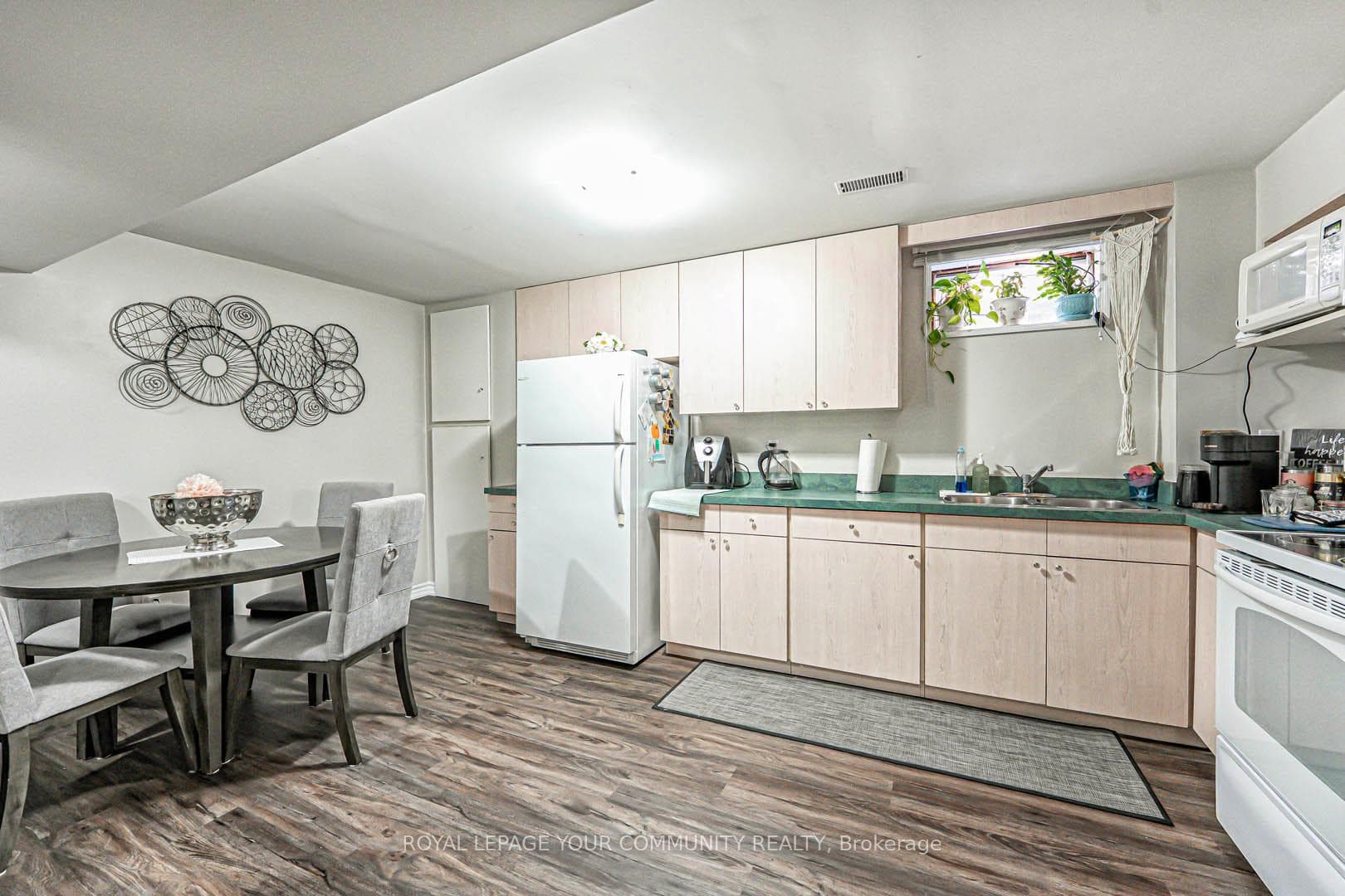 11 Belair Way photo 38