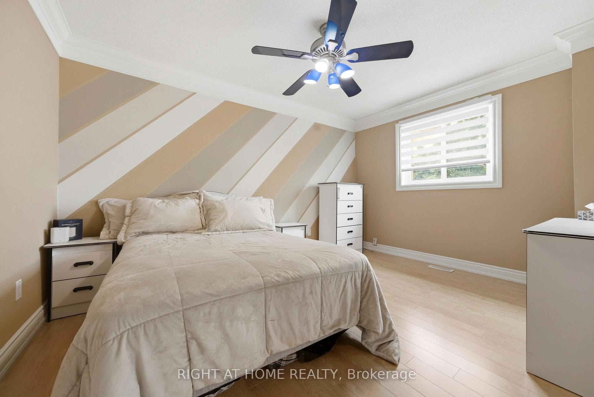 7 Polygon Court photo 26