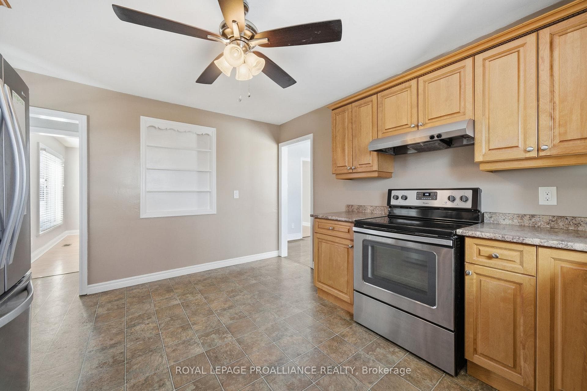 140 Hastings Drive photo 16