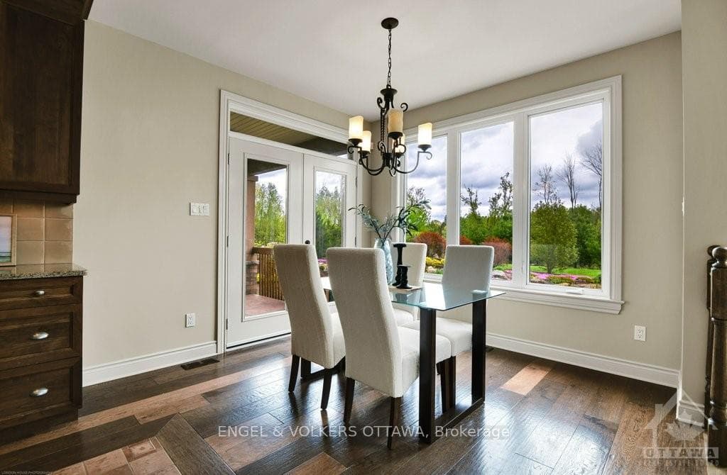 Dining area will suit 10