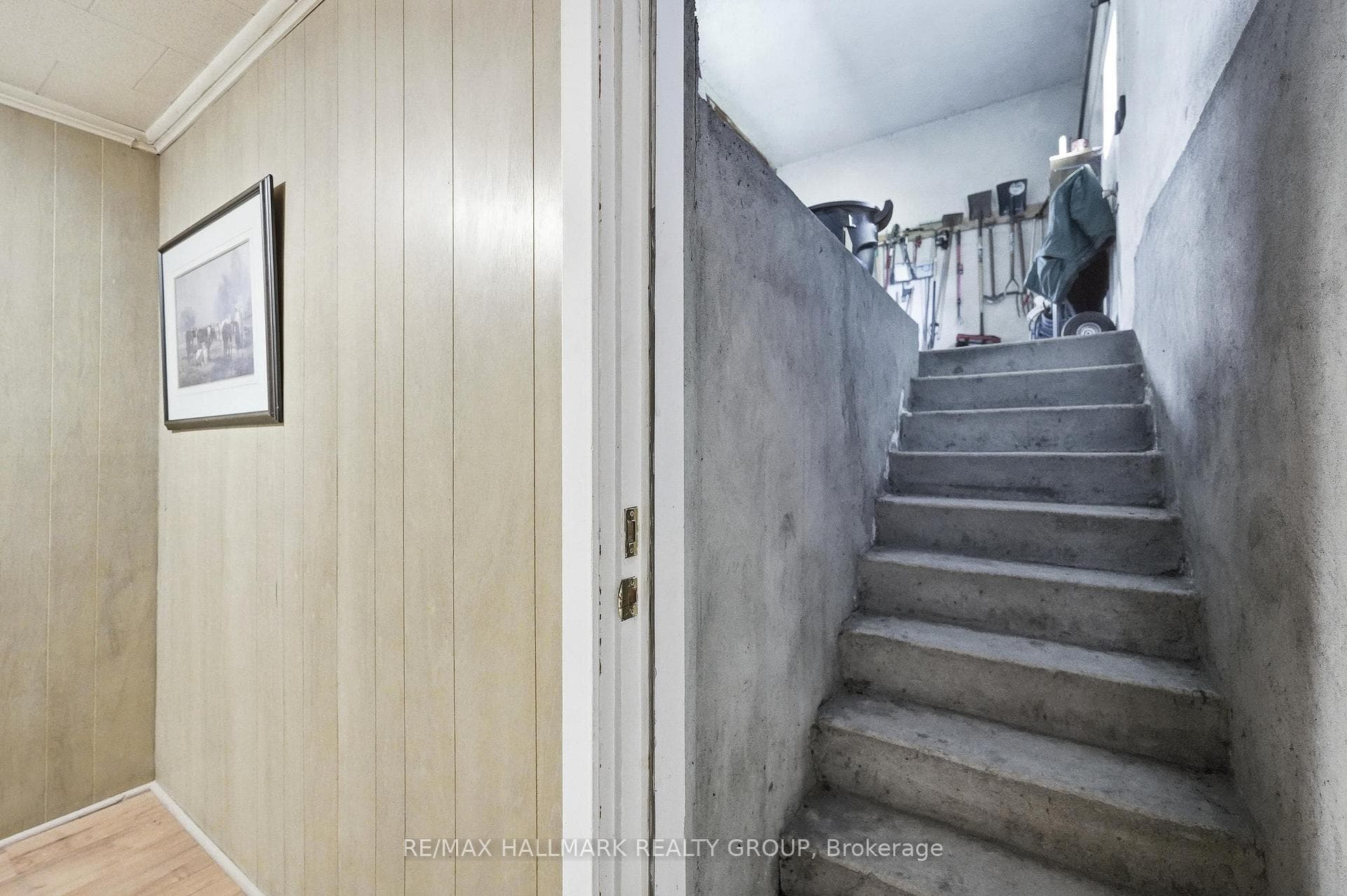 68 Corkstown Road photo 32