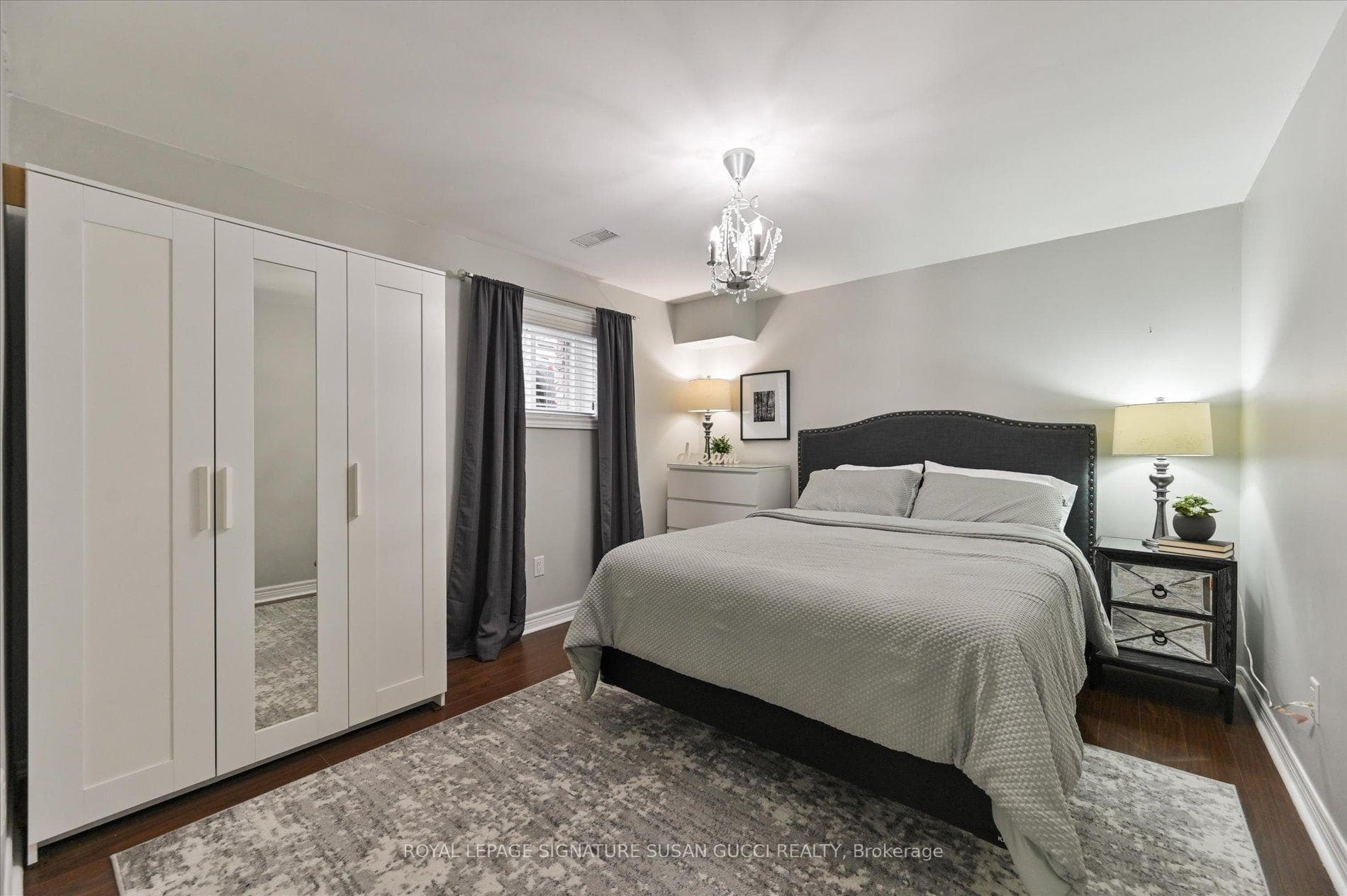 1425 Woodbine Avenue photo 31