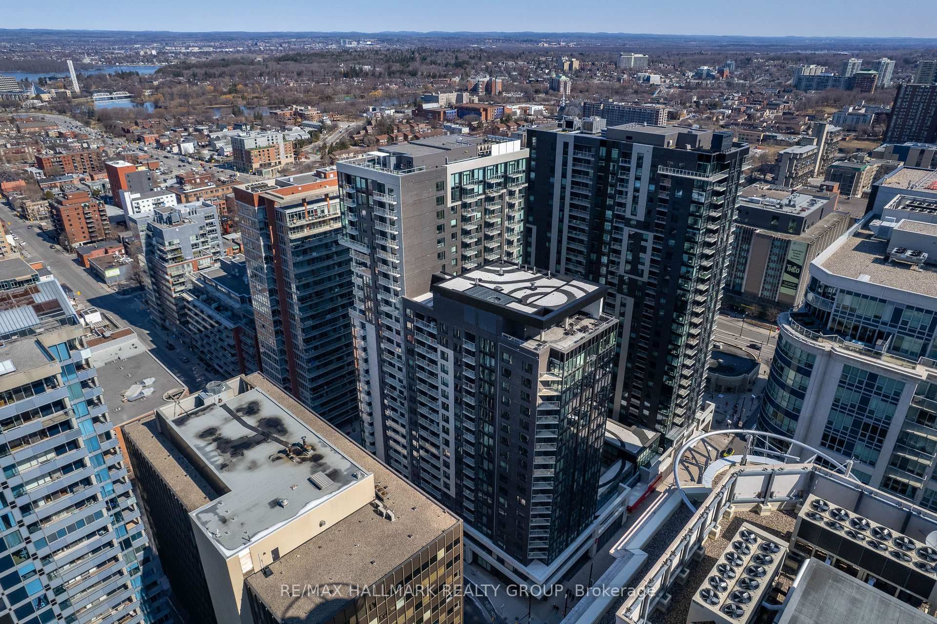 180 George Street Unit 2605 photo 31