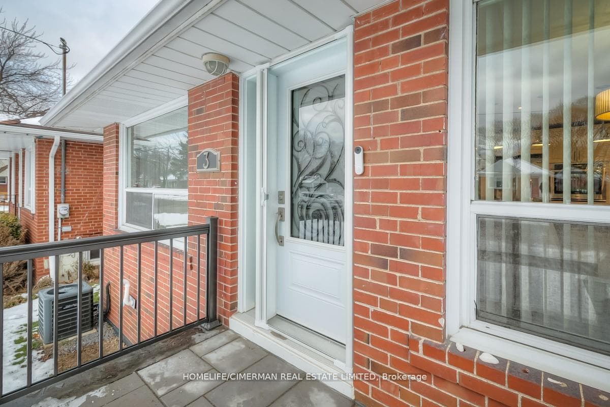 3 Willowhurst Crescent photo 36
