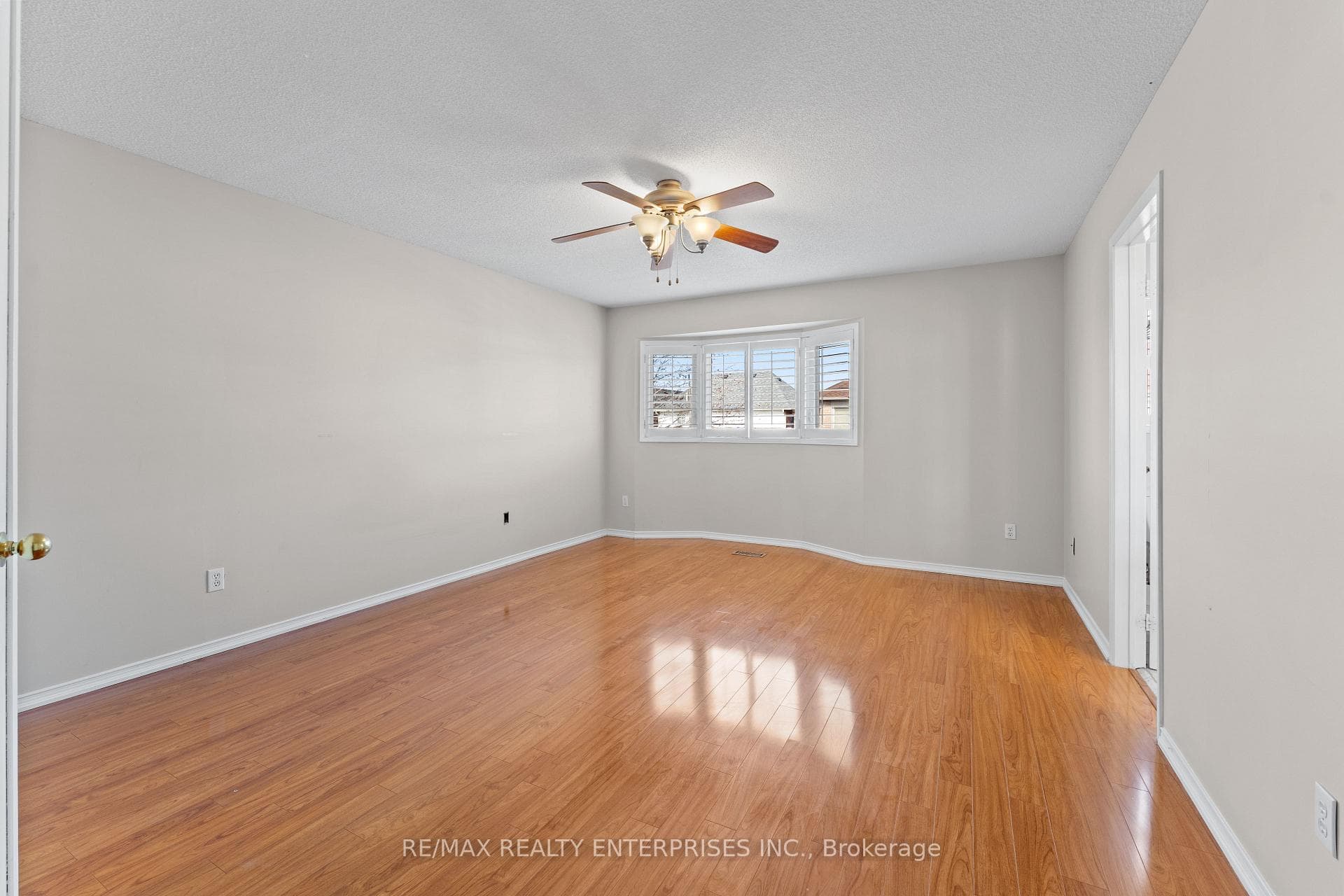 3941 Beechnut Row Unit Upper photo 13