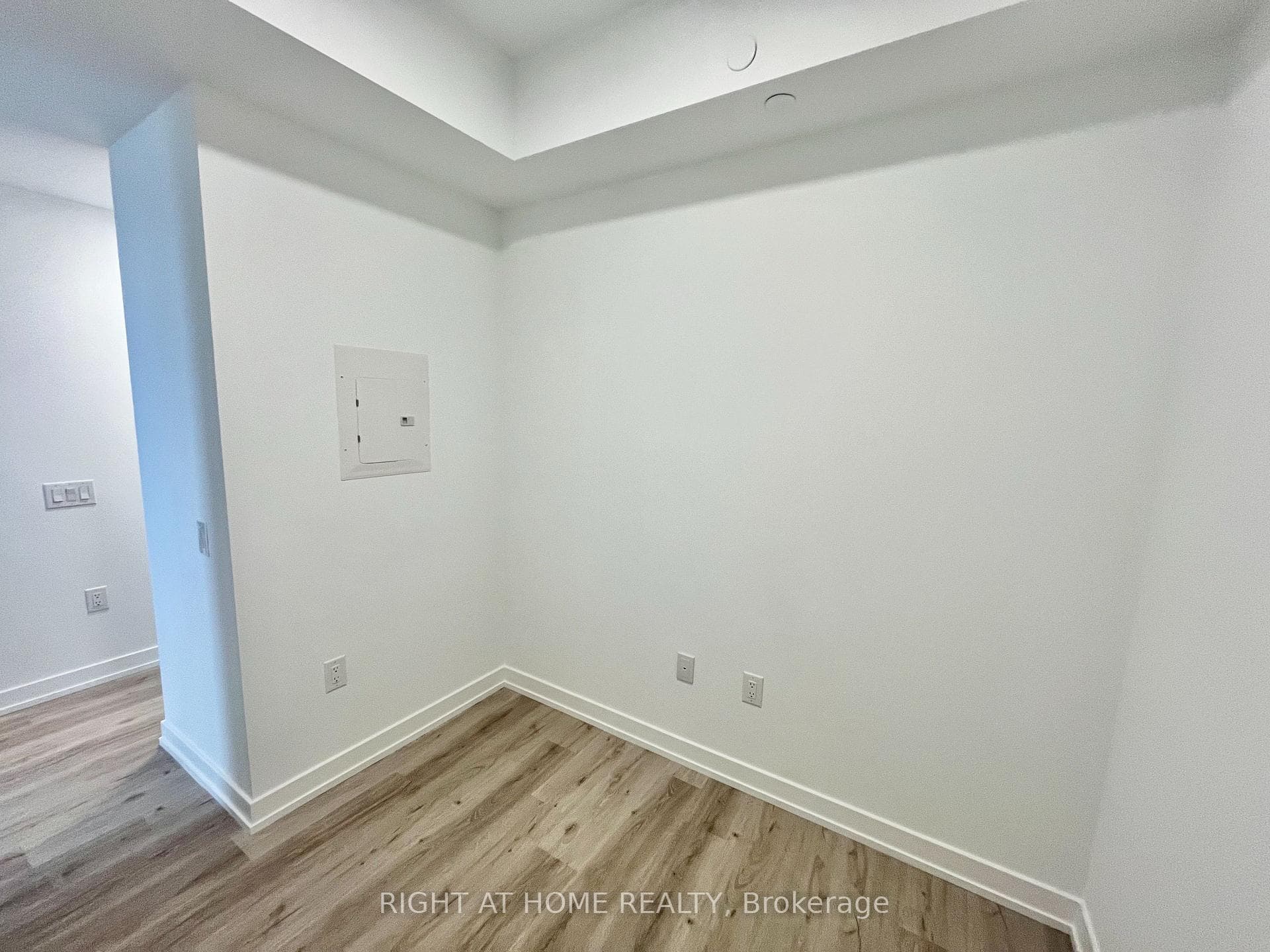 395 Square One Drive Unit 3901 photo 18