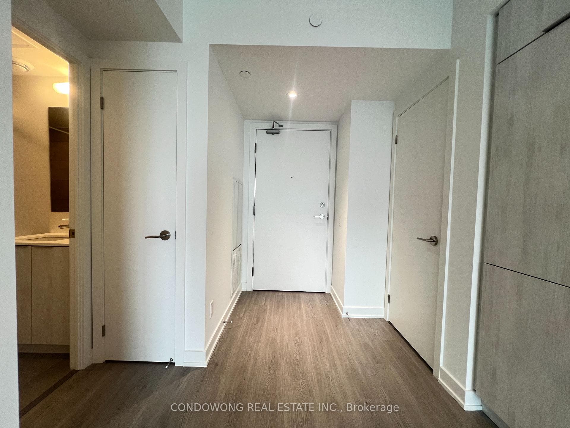 8 Wellesley Street Unit 4802 photo 24