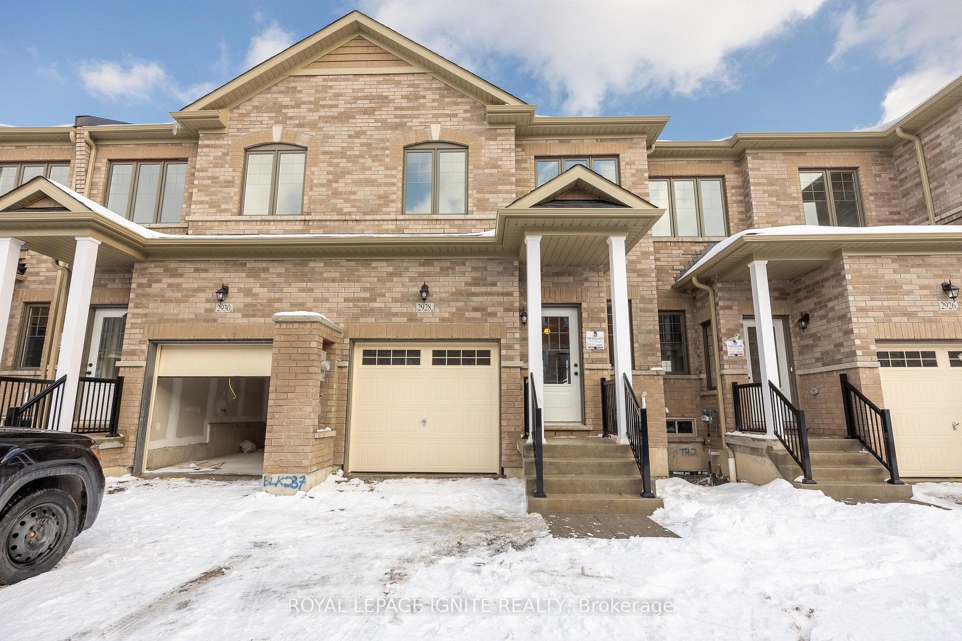 2928 Peter Mattews Drive photo 1