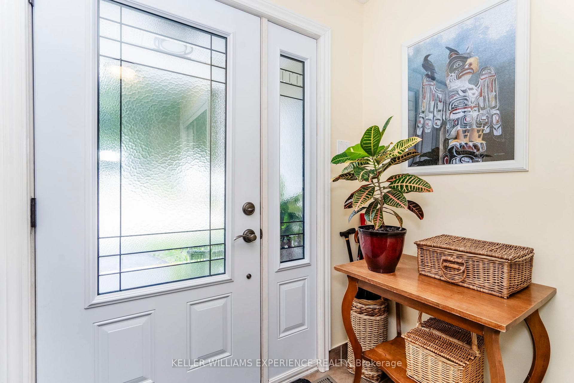 800 Birchwood Drive photo 4