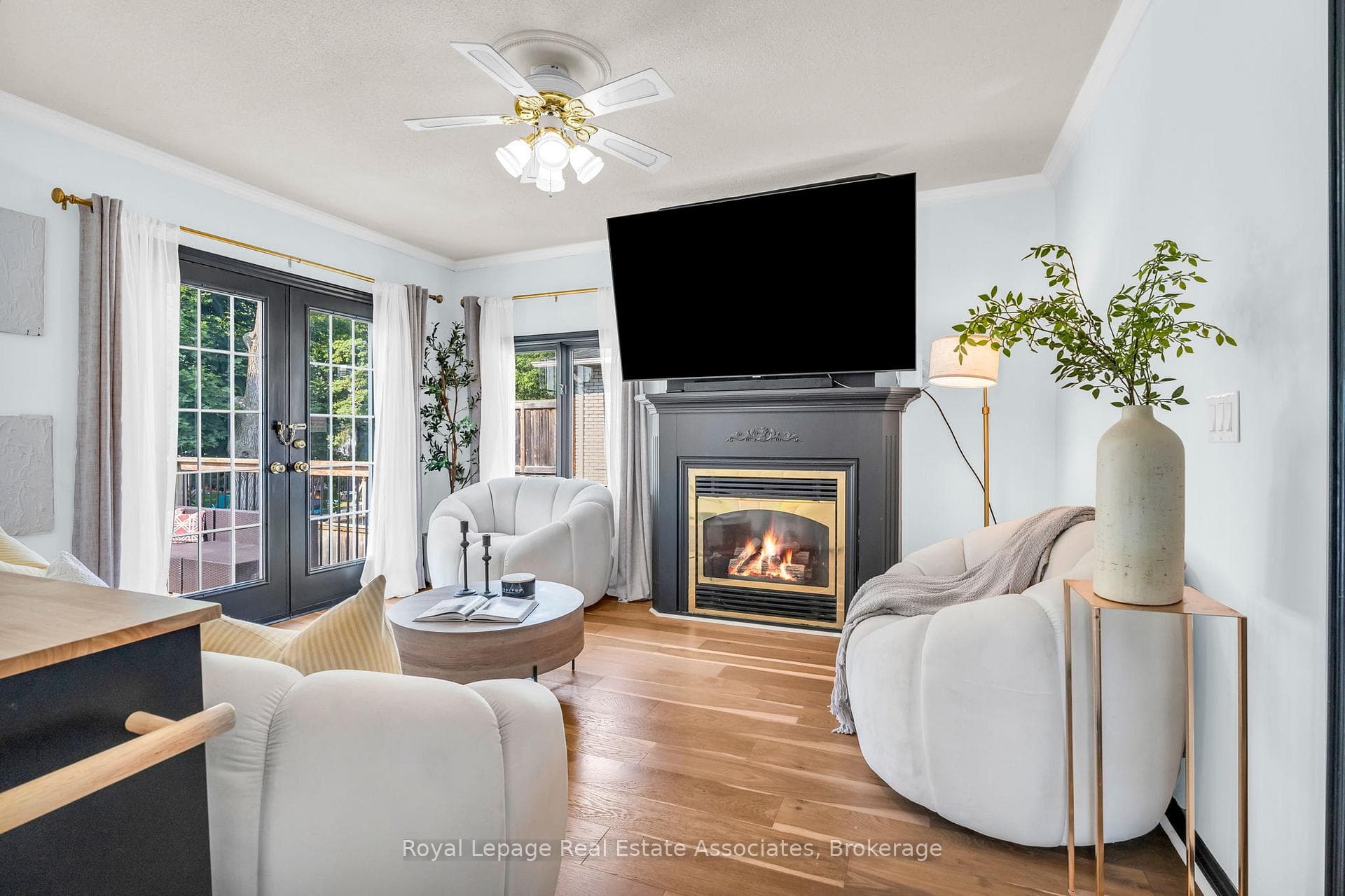 145 Margaret Street photo 15