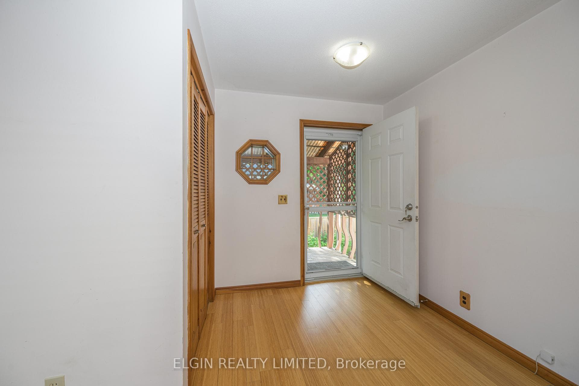 12 Wolfe Street photo 4