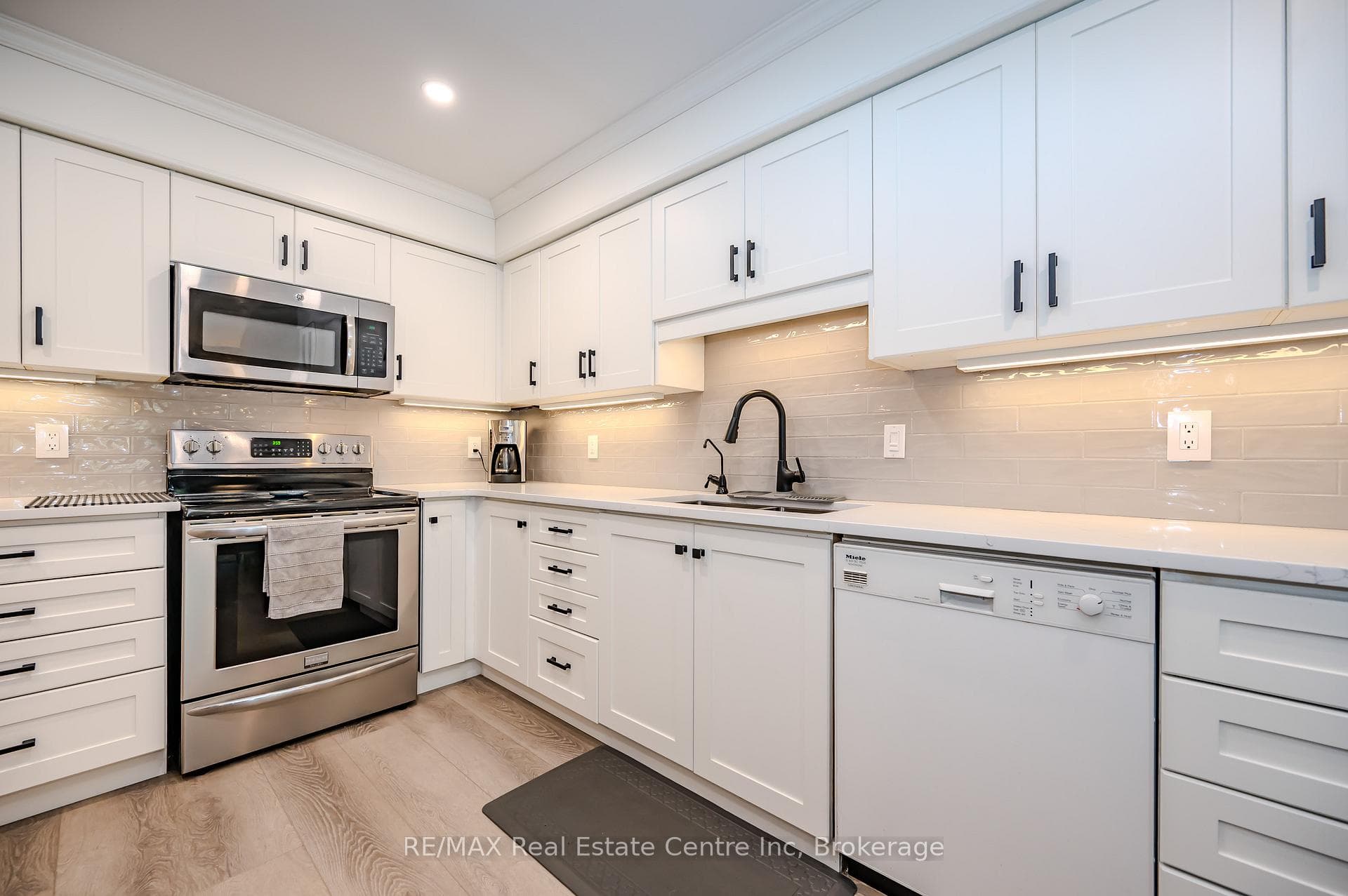 20 Thornton Street photo 11