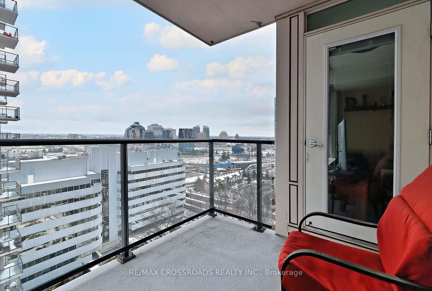 190 Borough Drive Unit 2011 photo 14
