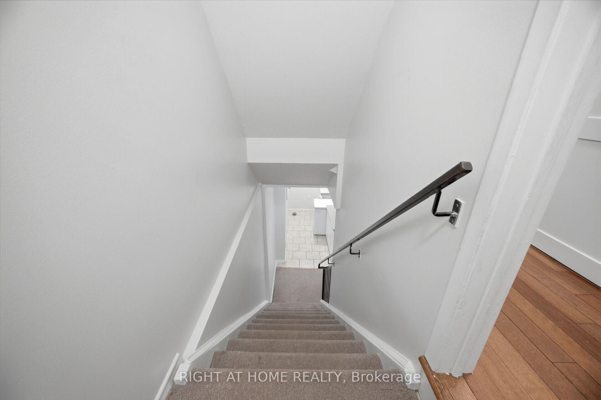 121 Bob O'link Avenue photo 24