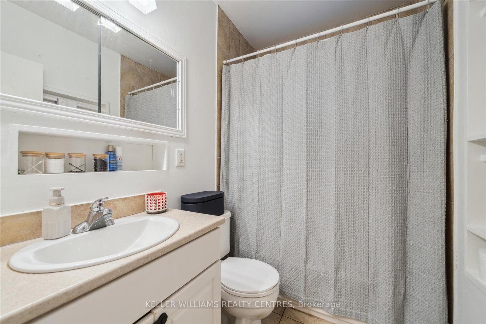 56 Murray Drive photo 26