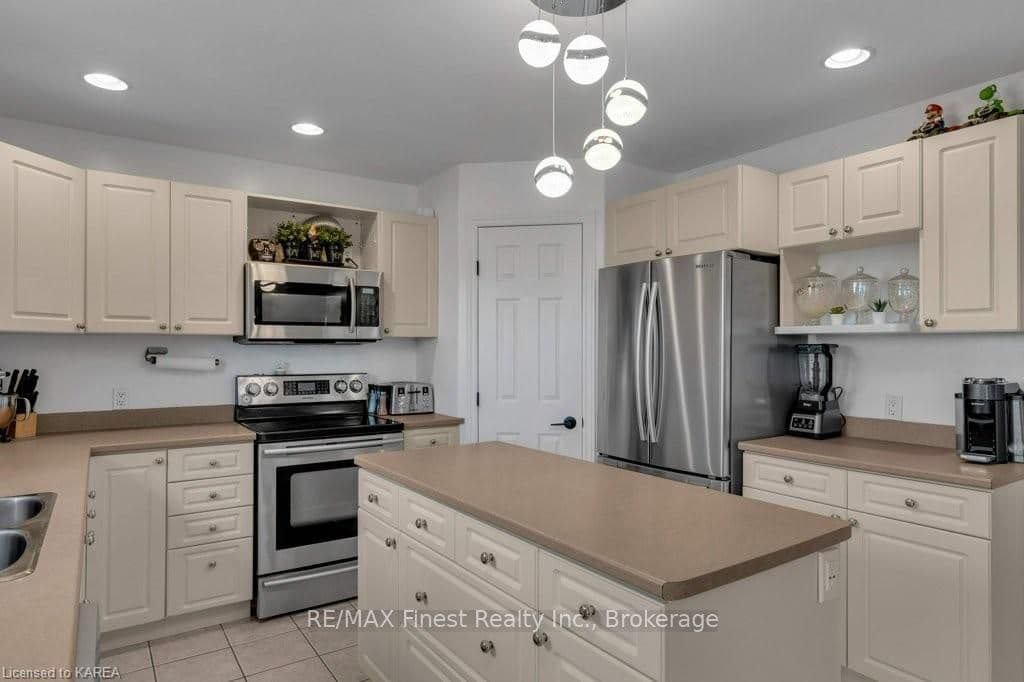 2408 WASHBURN Road photo 14