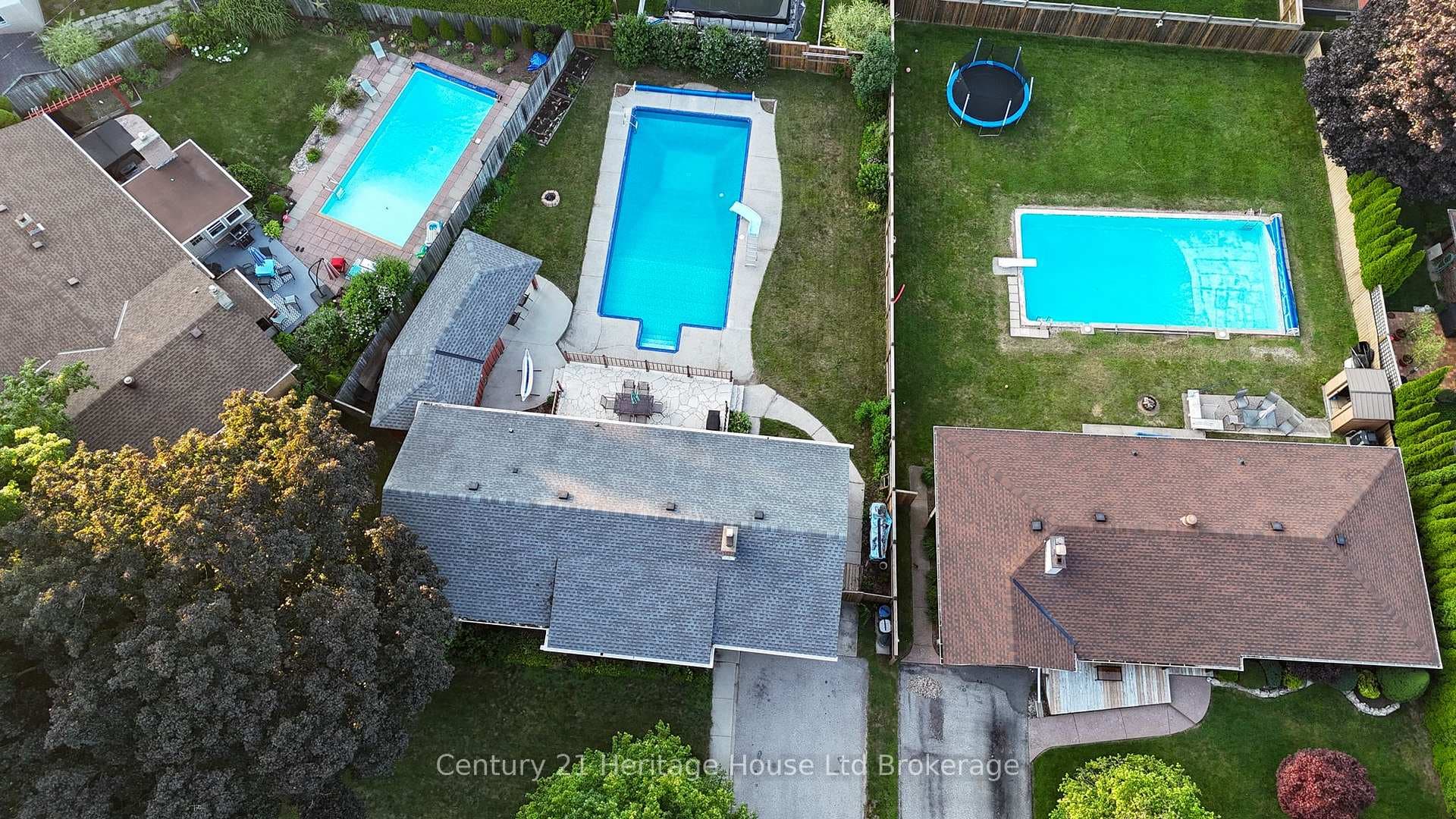 54 Glendale Drive photo 42