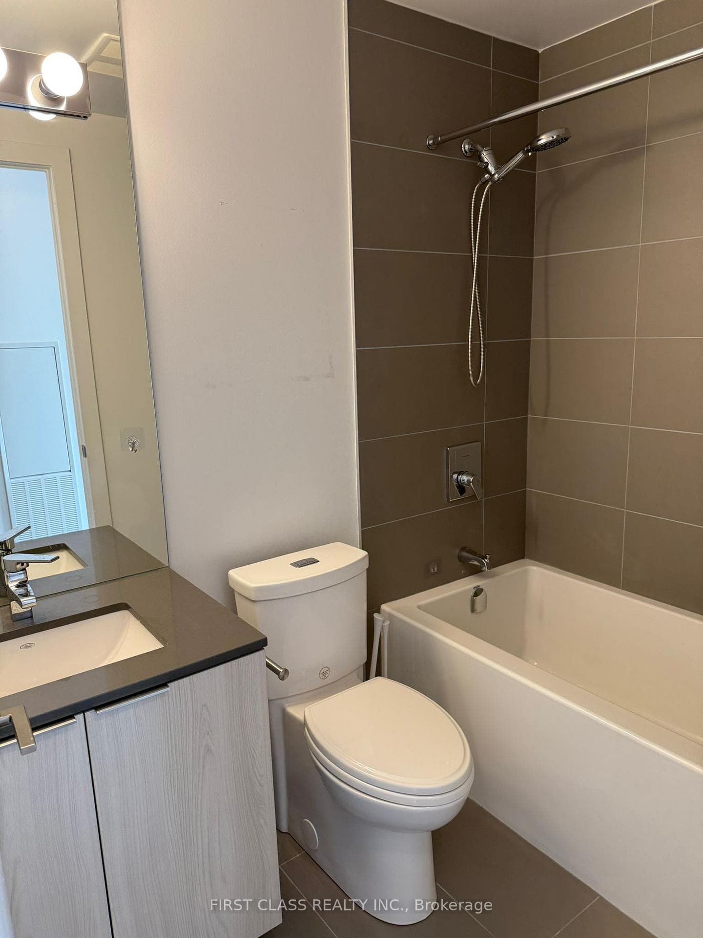 609 Avenue Road Unit 1109 photo 20