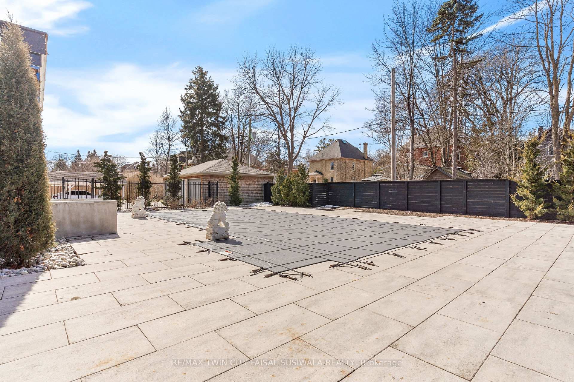 38 Lansdowne Road photo 45