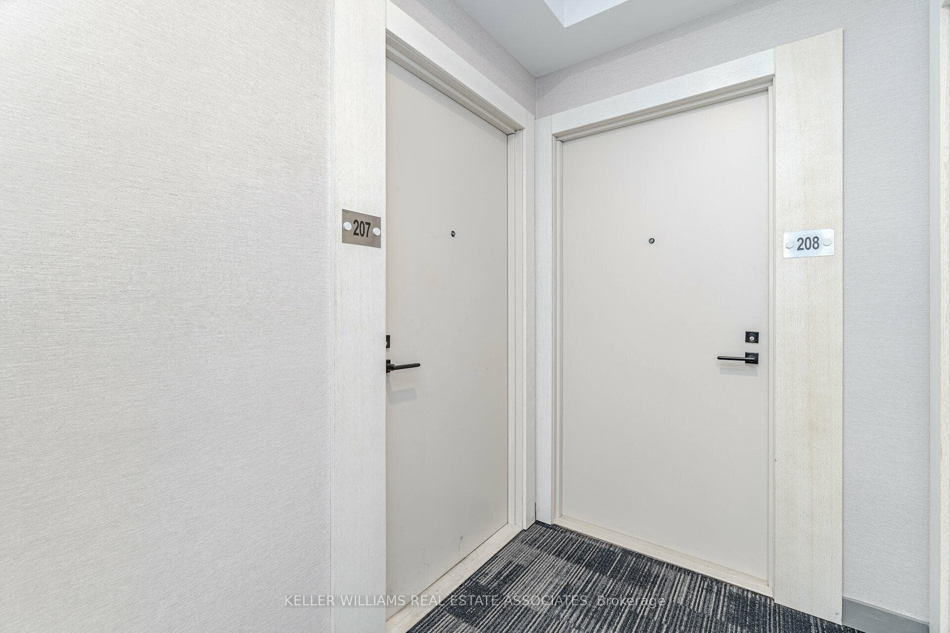 4677 GLEN ERIN Drive Unit 207 photo 2