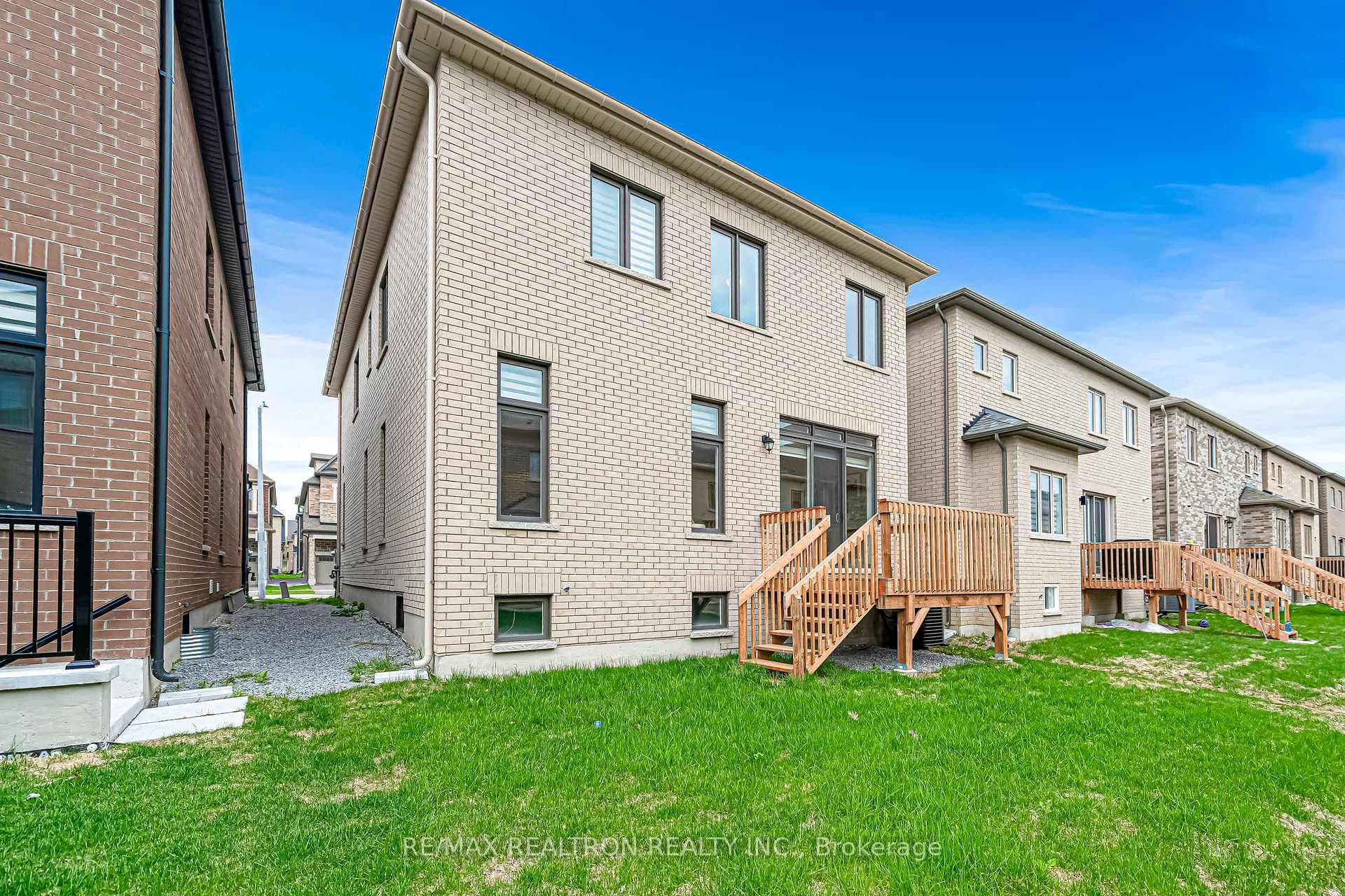 7 Sweet Gale Crescent photo 47