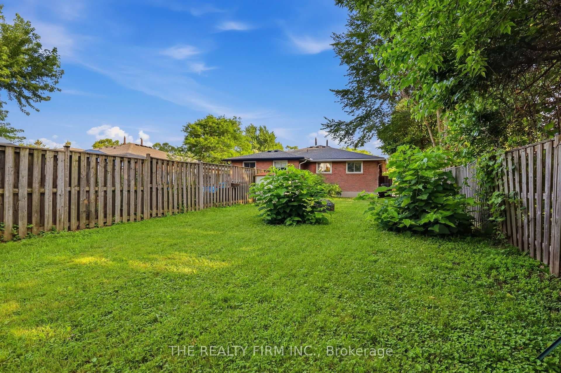 2 Noel Avenue photo 34