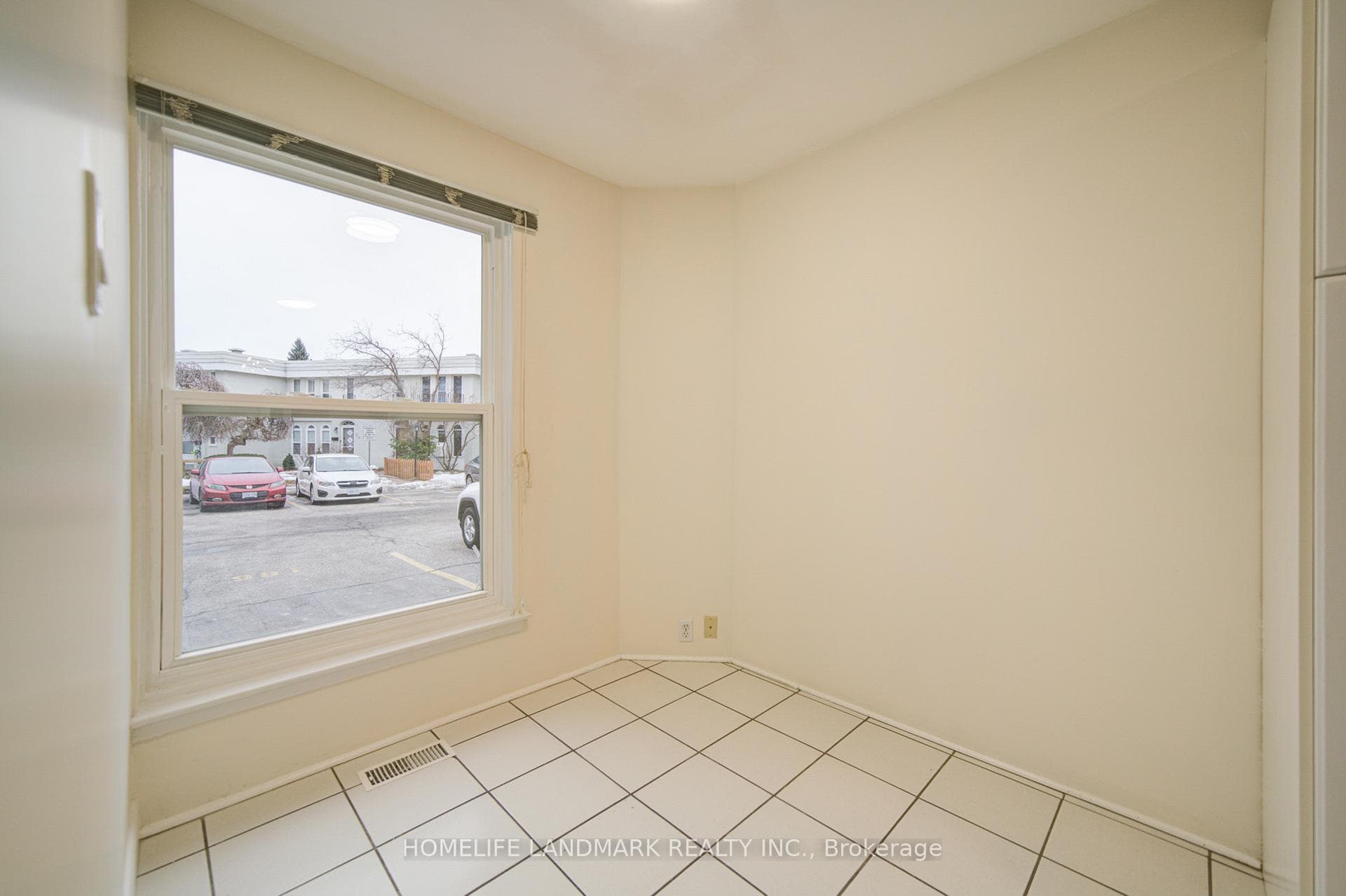70 Cass Avenue Unit 186 photo 8