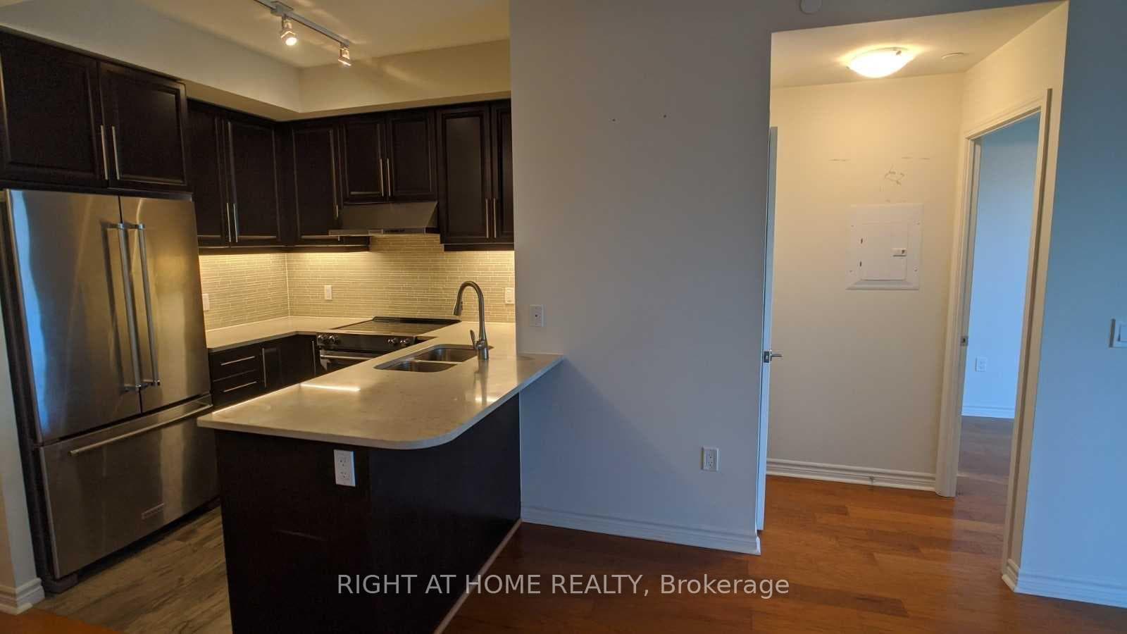 39 Annie Craig Drive Unit 512 photo 5