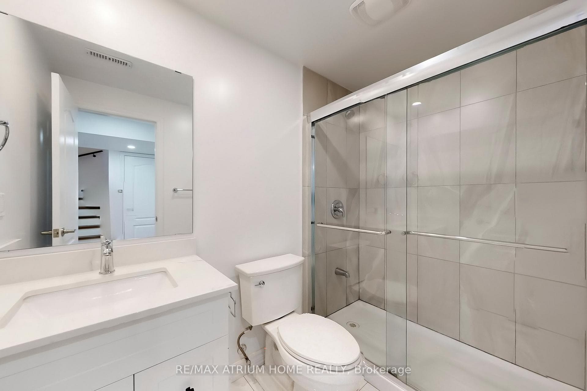 24 Castle Green Drive photo 46