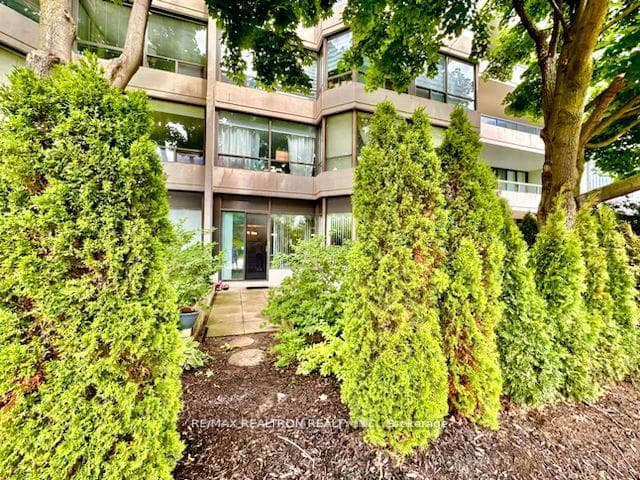 1101 Steeles Avenue Unit 105 photo 23