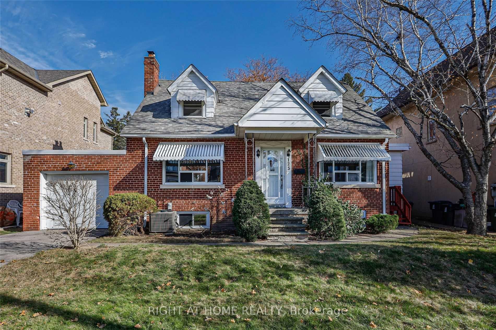 123 Ashbourne Drive photo 1
