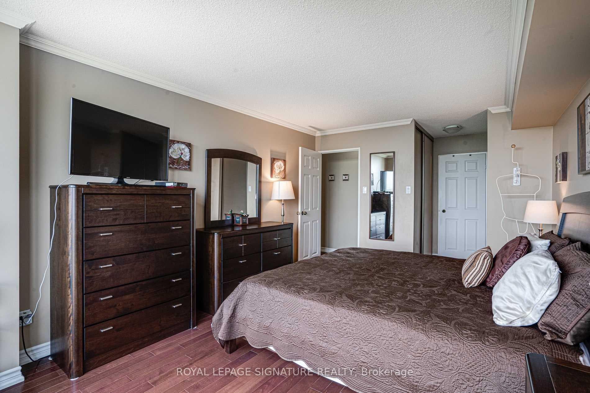 131 Torresdale Avenue Unit 1505 photo 26