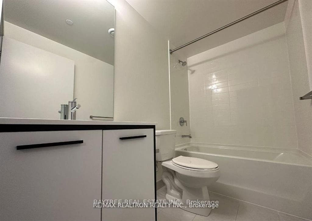 185 Deerfield Road Unit 414 photo 12