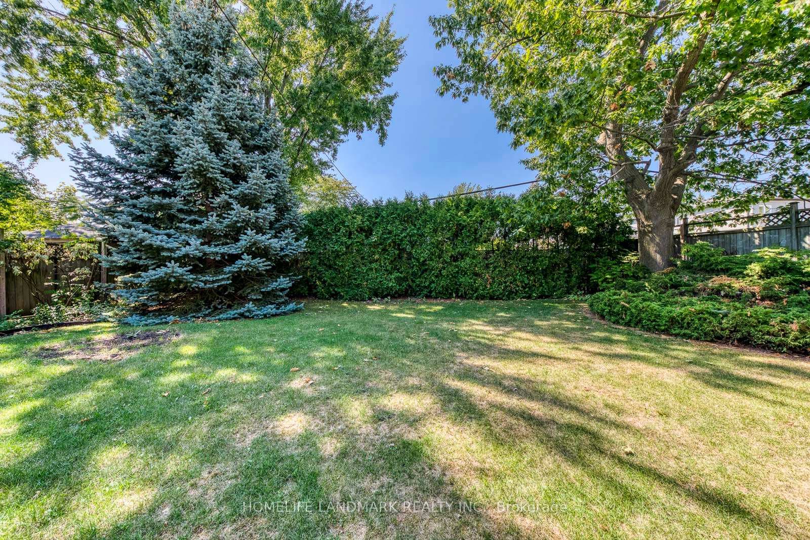 438 Sandmere Place photo 27