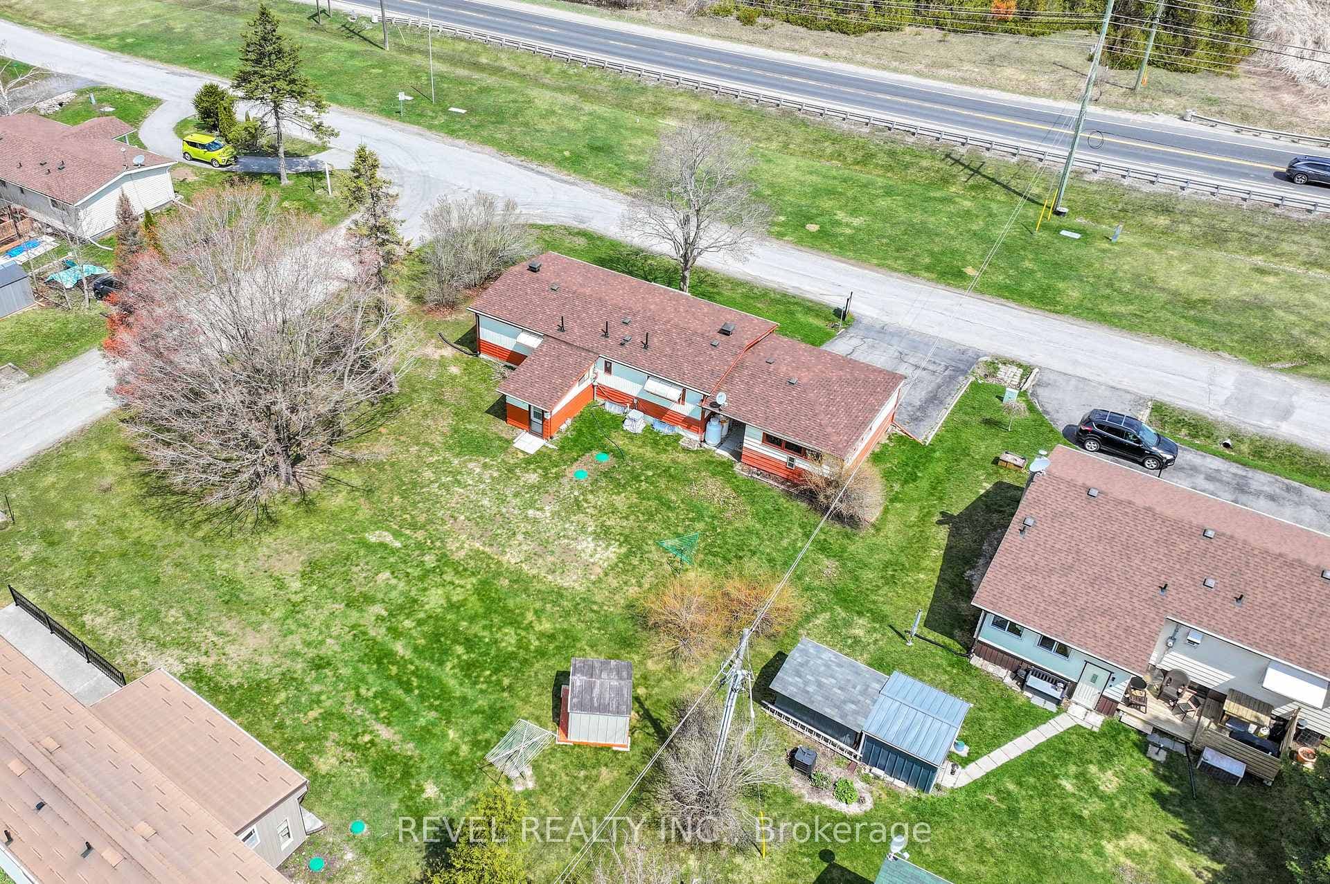 7 Macal Drive photo 43