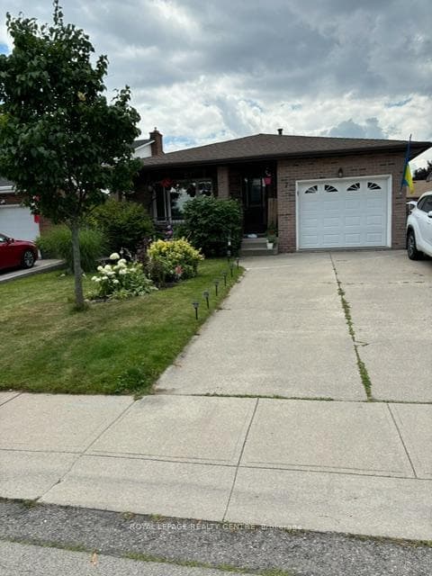 7 Atkins Drive Unit Lower photo 1