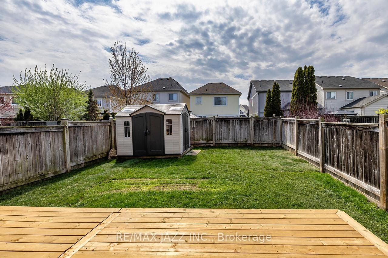 70 Allison Street photo 43