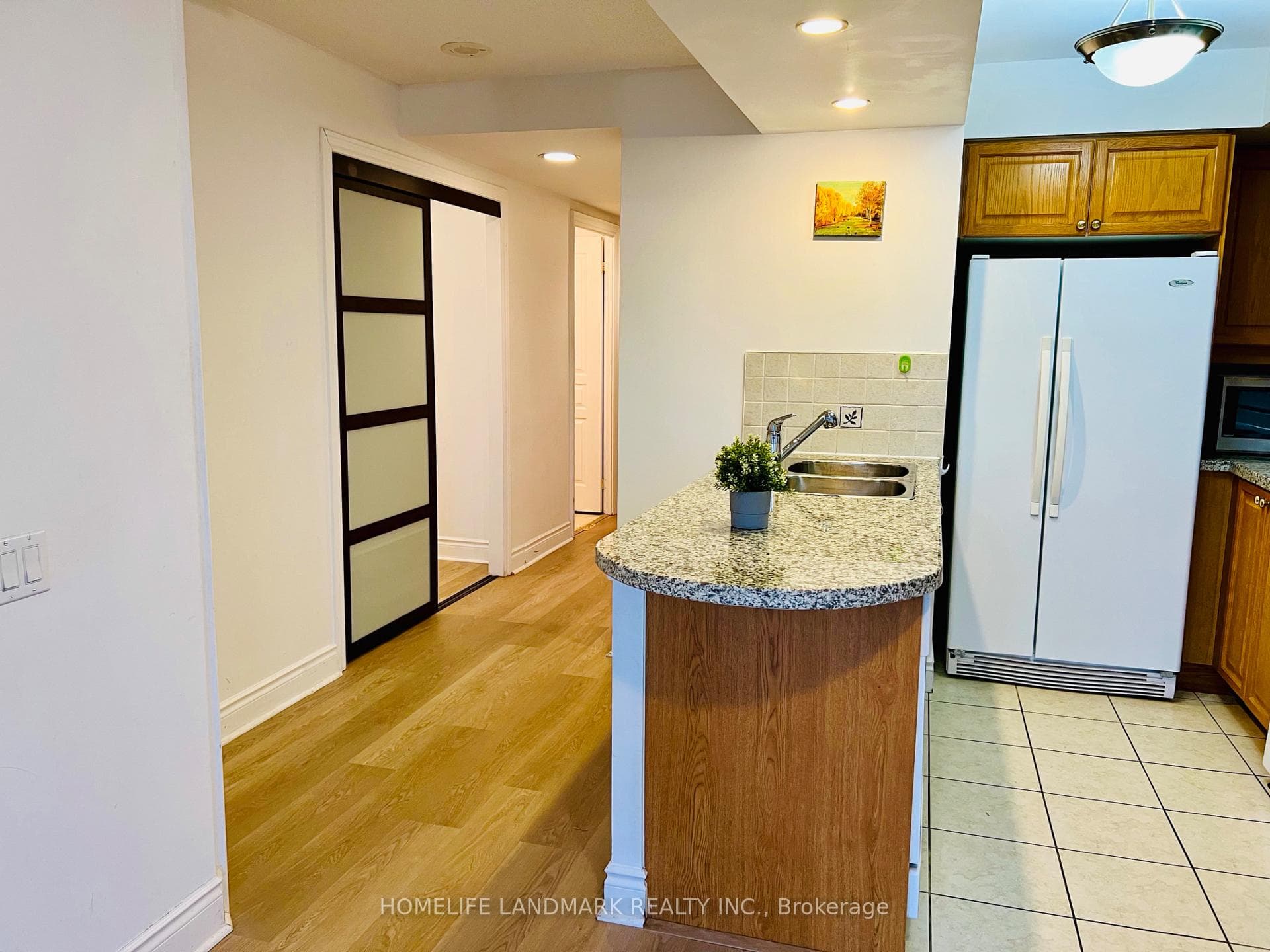 10 Northtown Way Unit 806 photo 12
