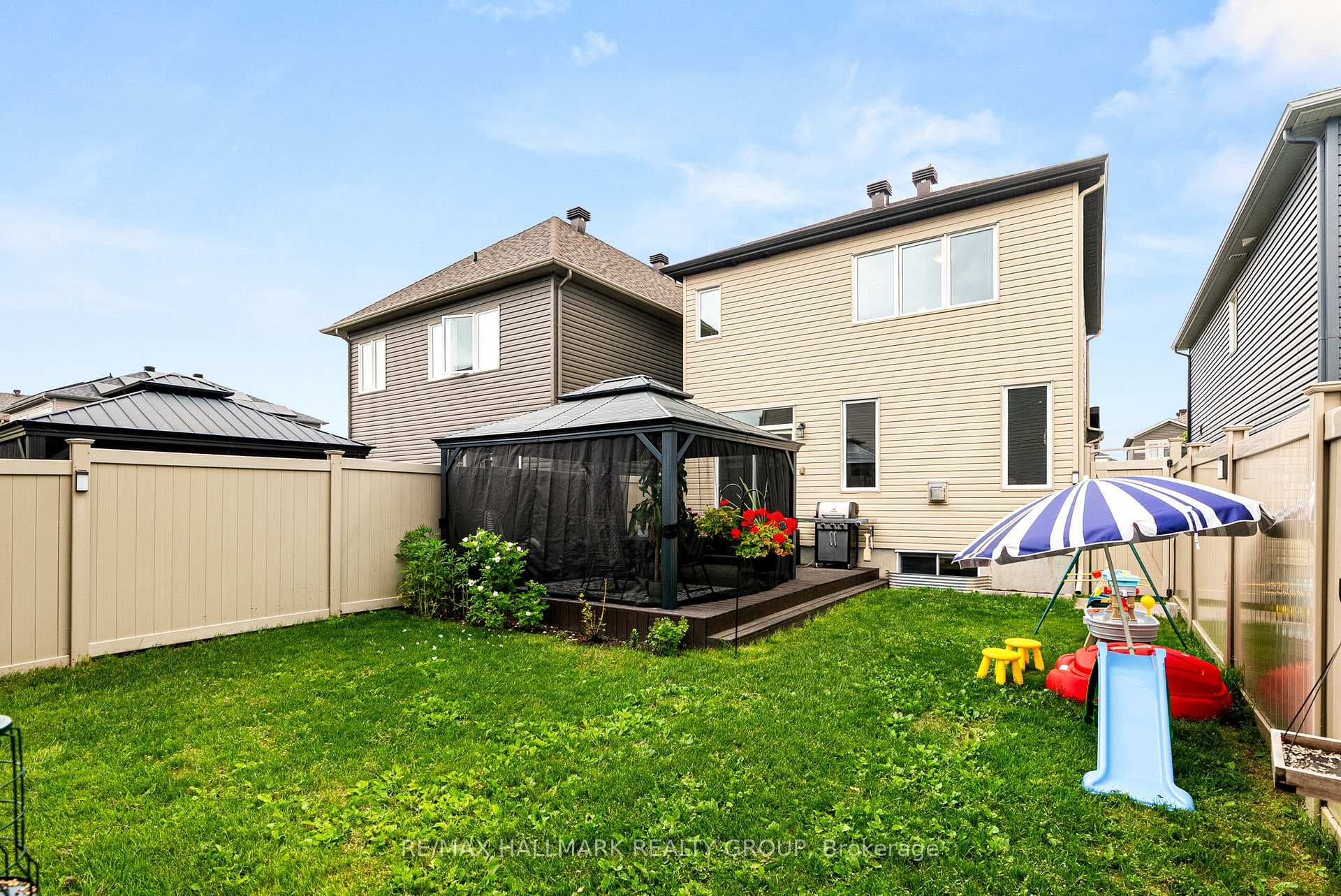 706 Magnolia Street photo 34