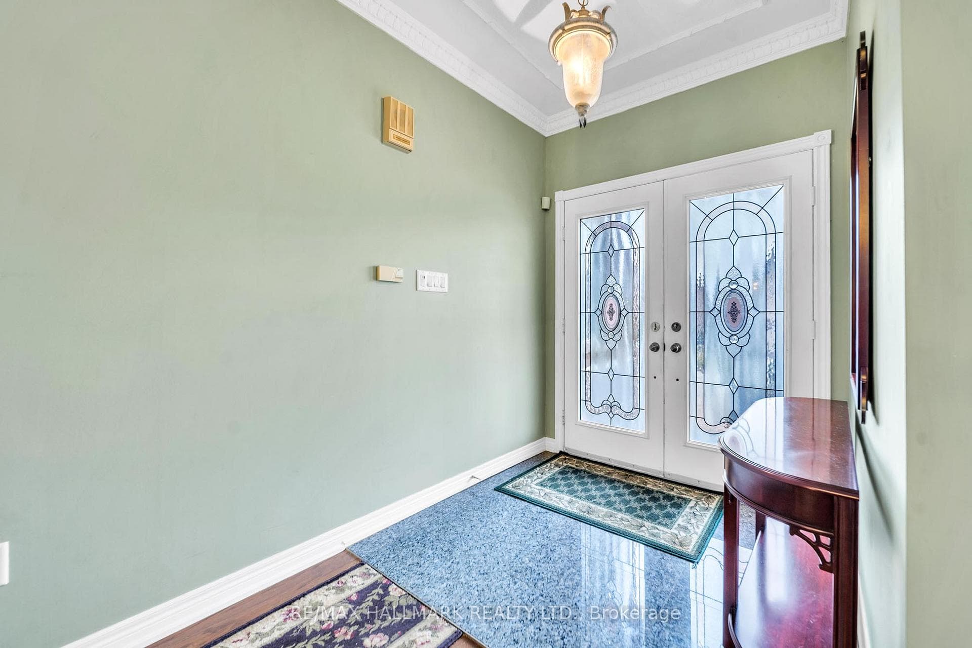 13 Briar Path Lane photo 3