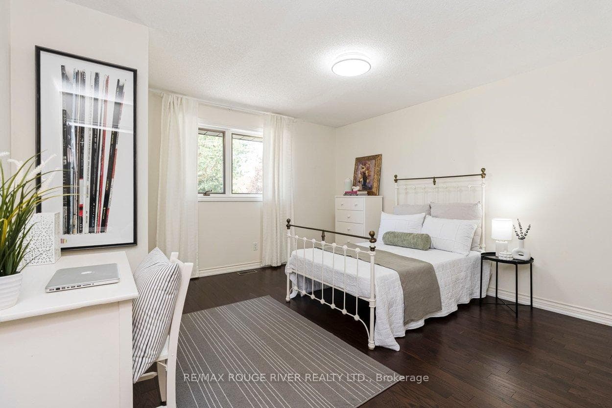 1 Brigadier Place photo 32