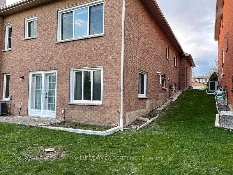 49 Lund Street photo 27